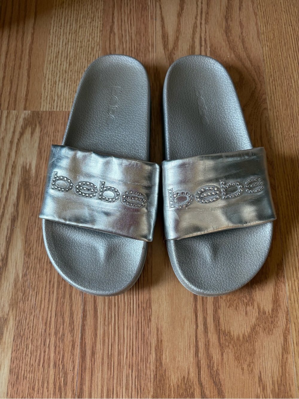 bebe Shimmer Logo Metallic Slide in Silver